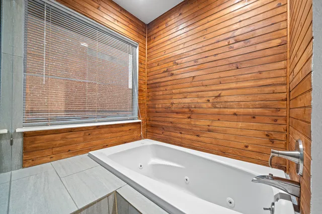 $1,750 | 16118 Market Garden Lane, Houston, TX 77084