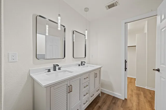 $1,750 | 16118 Market Garden Lane, Houston, TX 77084