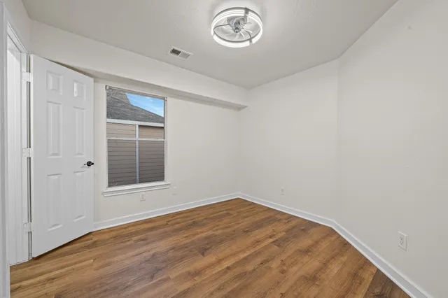 $1,750 | 16118 Market Garden Lane, Houston, TX 77084