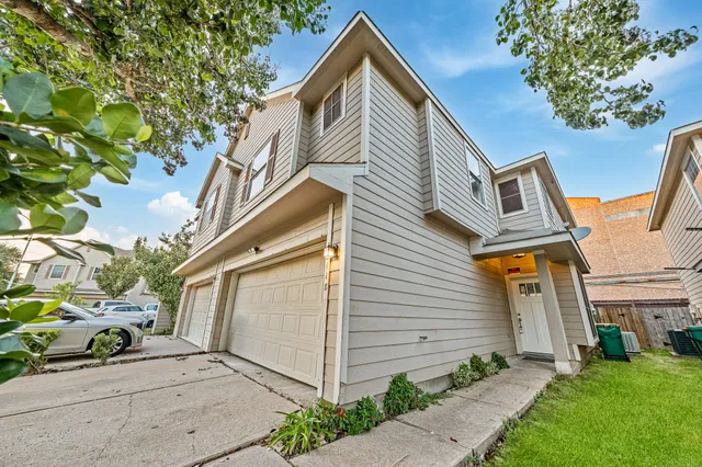 $1,750 | 16118 Market Garden Lane, Houston, TX 77084