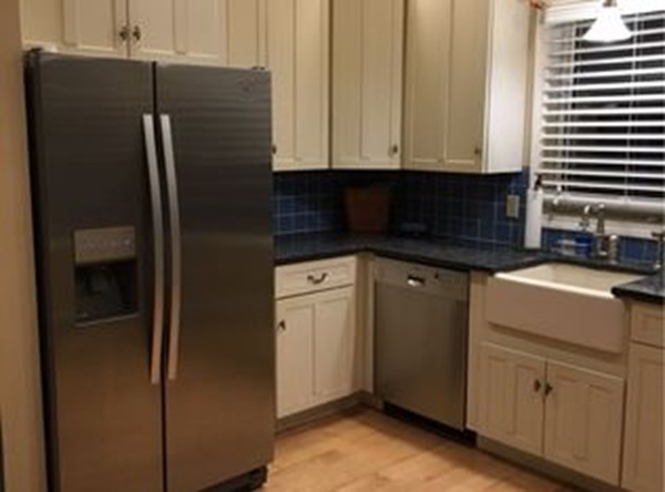 28 Locust Street Middleton, MA 01949 - Photo 8 of 24 Gallery Image 8