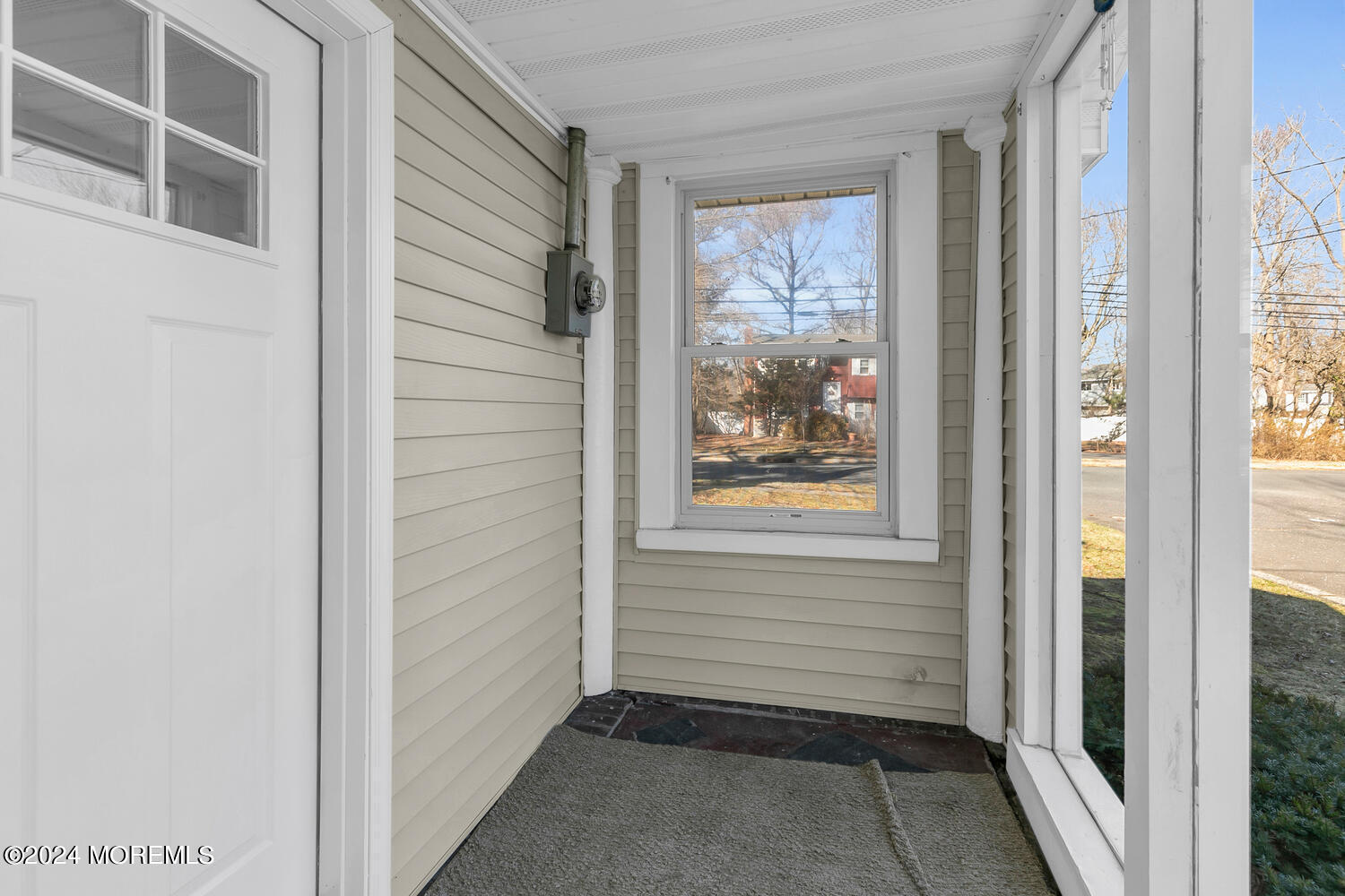 717 Harmony Road Middletown, NJ 07748 - Photo 4 of 27 717 Harmony Rd Middletown-large-023-009-