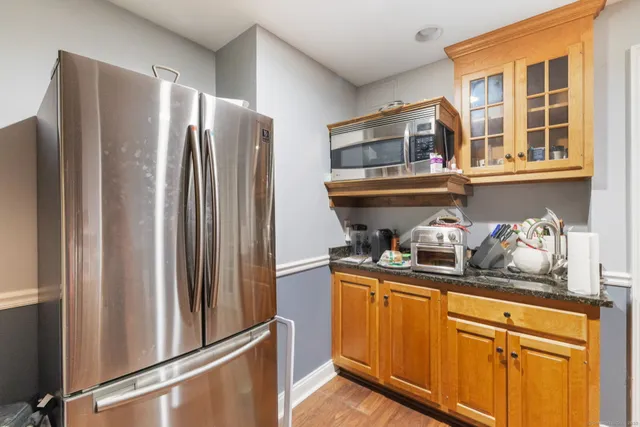 $749,000 | 4 Abbey Lane, Newtown, CT 06470