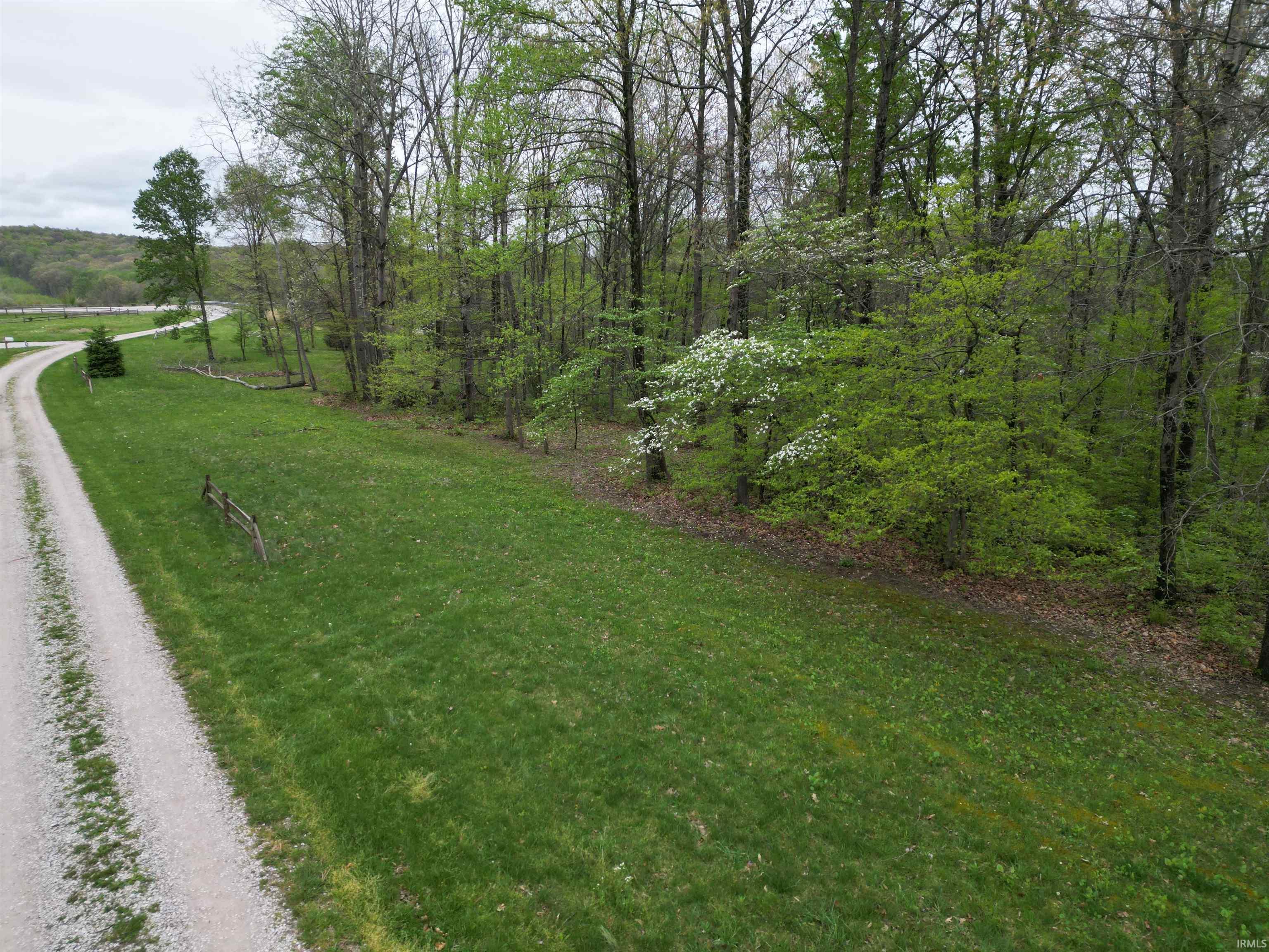 1 East Pine Road Bloomfield, IN 47424 - Photo 4 of 6
