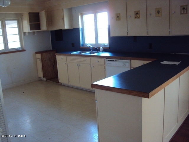 1667 Silverthorne Road Merritt, NC 28556 - Photo 2 of 14 Kitchen from DR