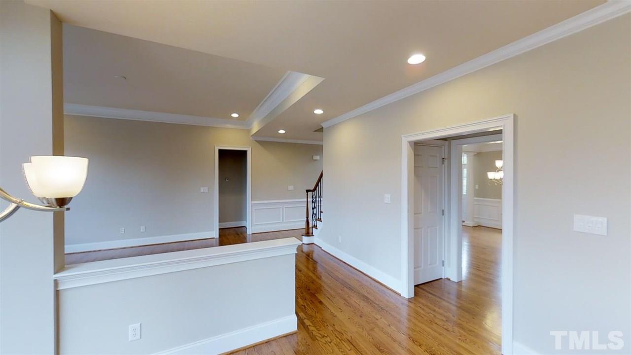 9432 Collingdale Way Raleigh, NC 27617 - Photo 5 of 25 Gallery Image 5
