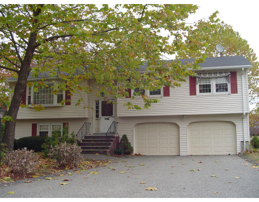 59 Frye Road Methuen, MA 01844 - Photo 1 of 7 Gallery Image 1