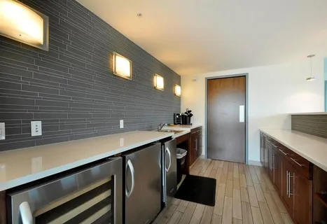 $515,000 | 300 Bowie Street, Unit 2706, Austin, TX 78703