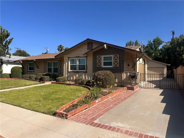 $3,850 | 20221 Halsted Street, Chatsworth, CA 91311