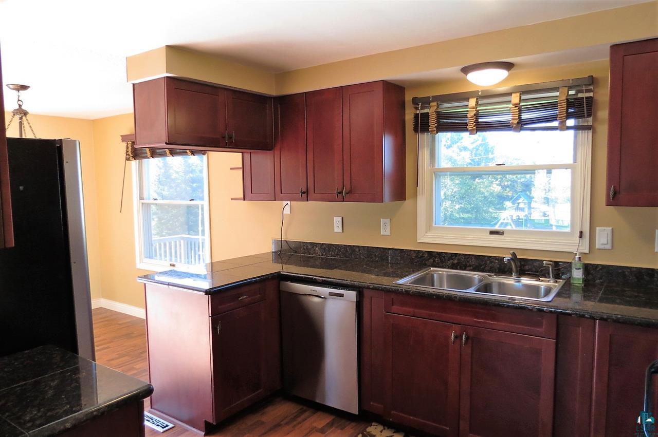 227 Jay Cooke Road Esko, MN 55733 - Photo 4 of 19 Stainless and granite