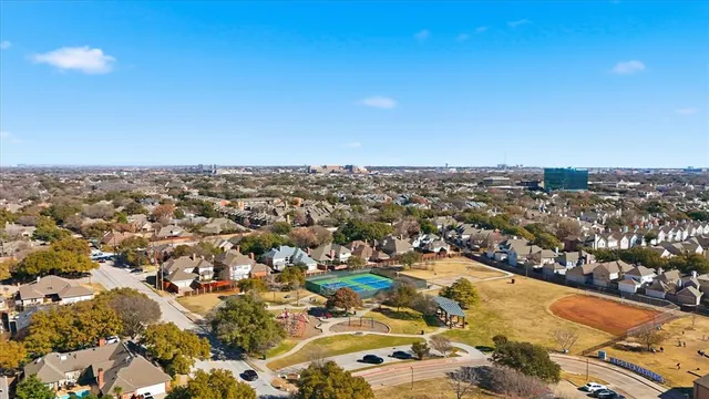 $875,000 | 6009 Fallsview Lane, Dallas, TX 75252