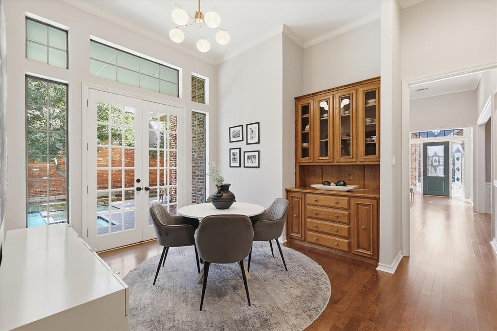 6009 Fallsview Lane Dallas, TX 75252 - Photo 4 of 37