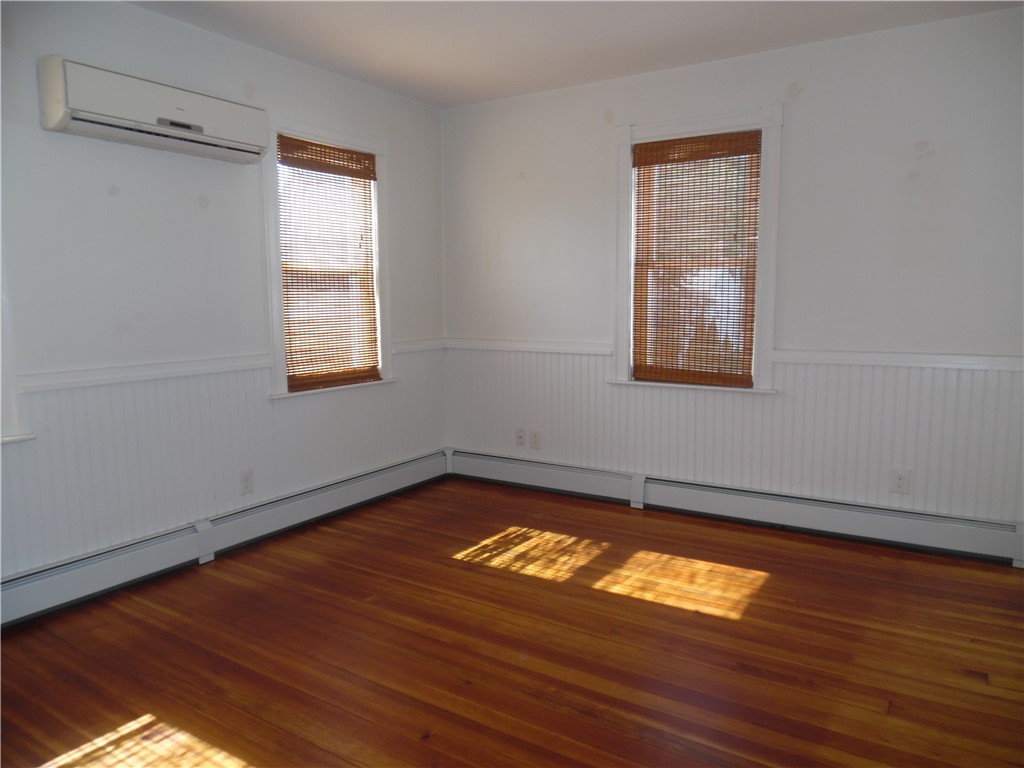 51 Union Street, Unit 2 Warren, RI 02885 - Photo 4 of 8