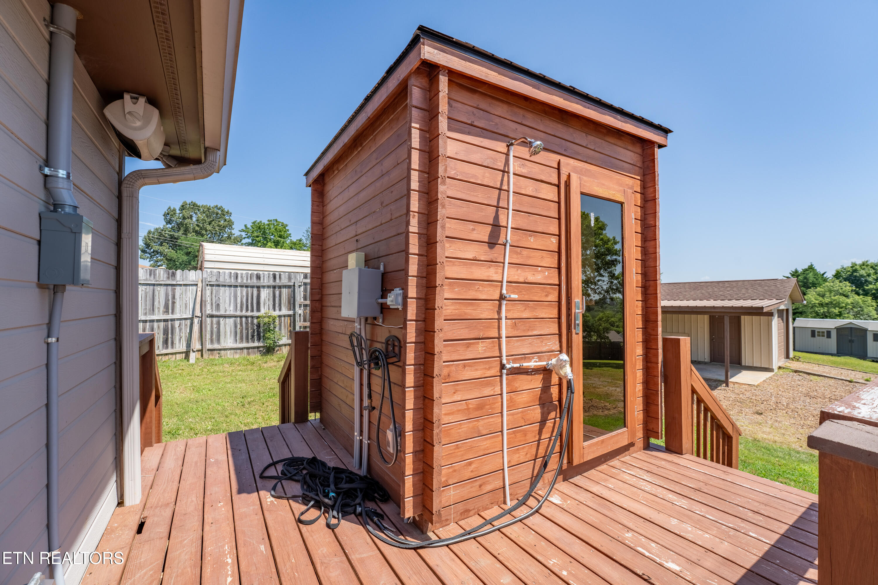 7702 Old Clinton Pike Powell, TN 37849 - Photo 29 of 46 27