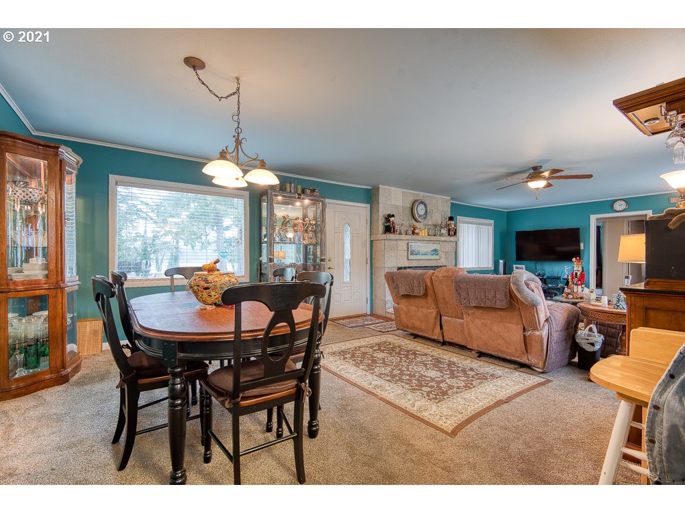 65935 North Bay Road North Bend, OR 97459 - Photo 13 of 32