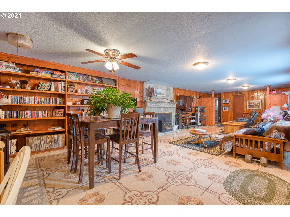 65935 North Bay Road North Bend, OR 97459 - Photo 17 of 32
