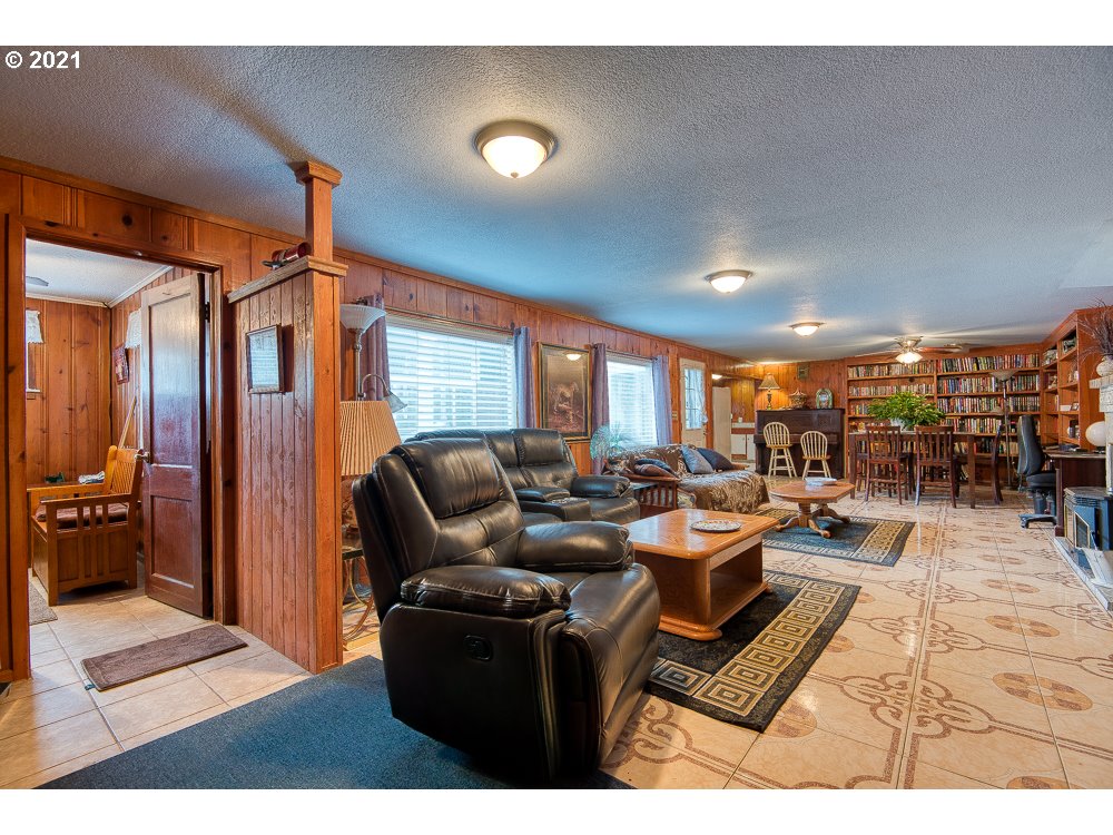65935 North Bay Road North Bend, OR 97459 - Photo 20 of 32