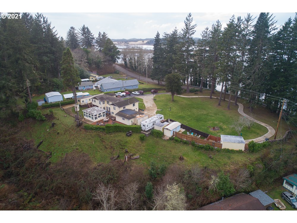 65935 North Bay Road North Bend, OR 97459 - Photo 31 of 32