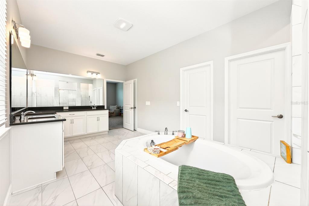 1188 Waterview Ridge Circle Apopka, FL 32703 - Photo 17 of 51