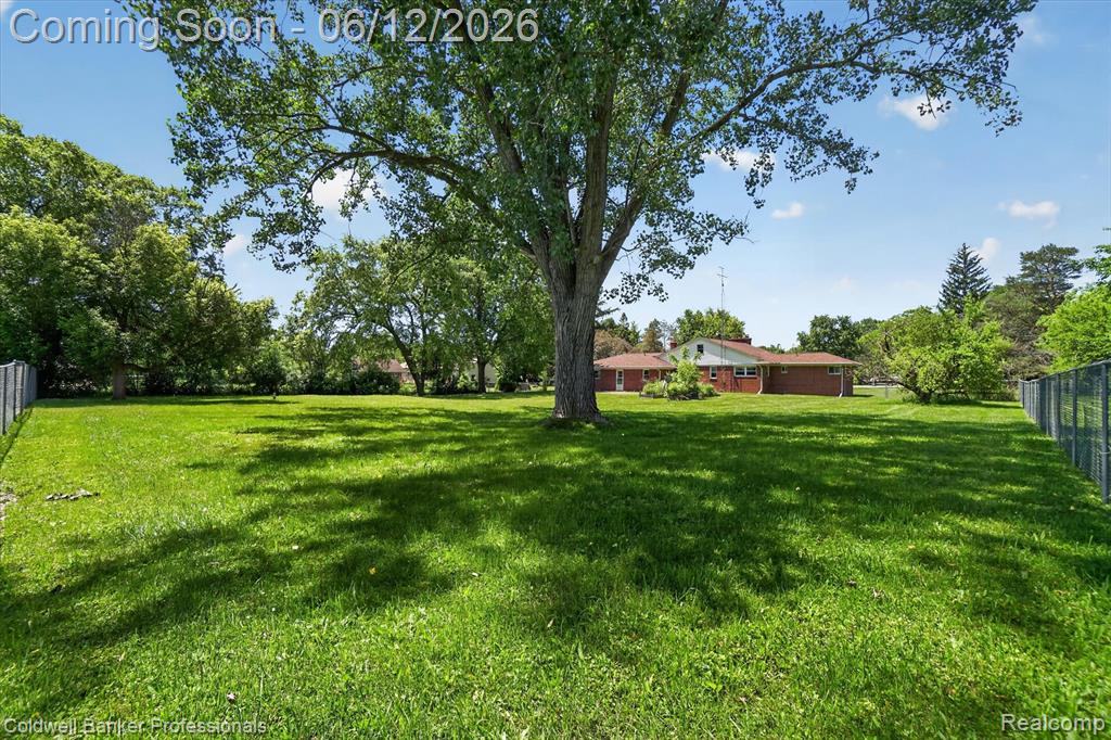8245 Fenton Road Grand Blanc, MI 48439 - Photo 42 of 49
