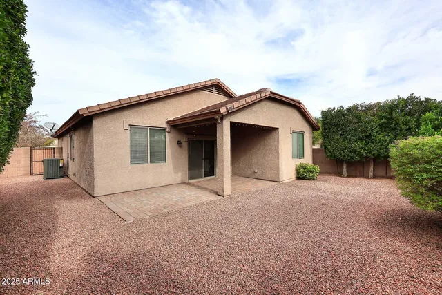 $1,895 | 16945 West Manchester Drive, Surprise, AZ 85374