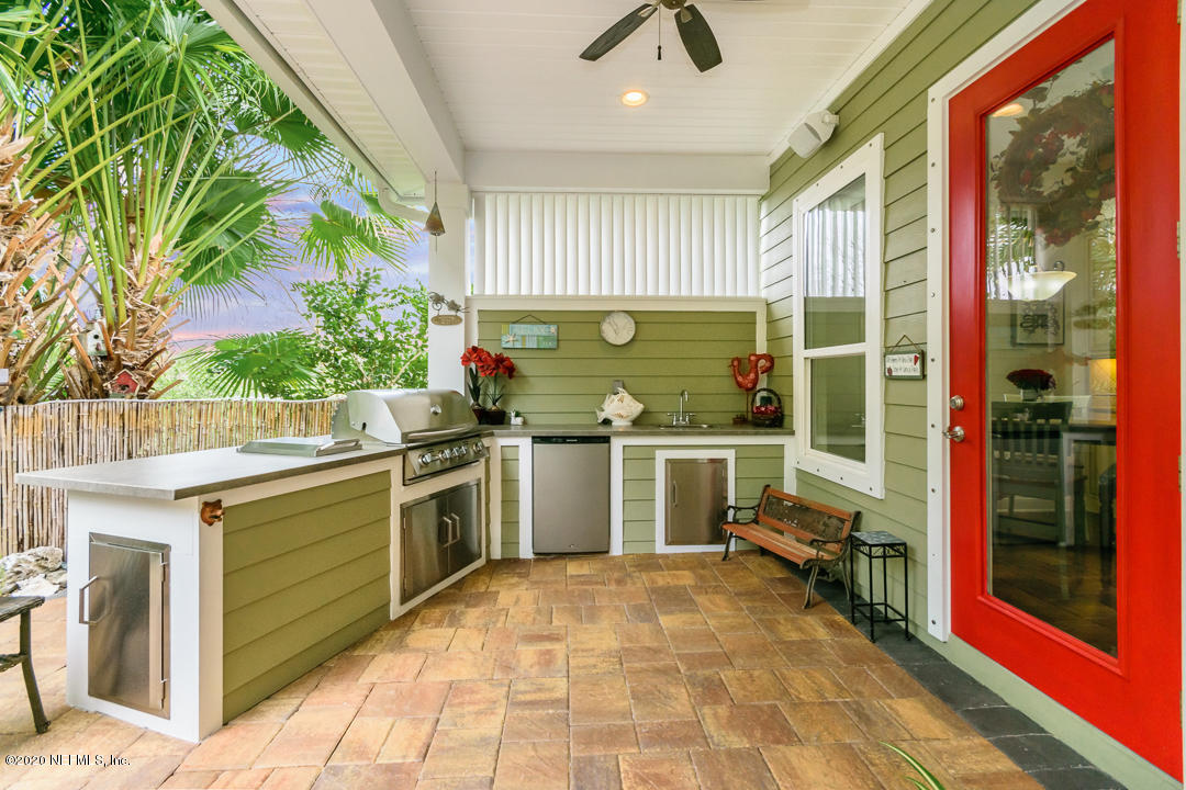 48 Pelican Pointe Road Ponte Vedra, FL 32081 - Photo 23 of 44 Summer Kitchen