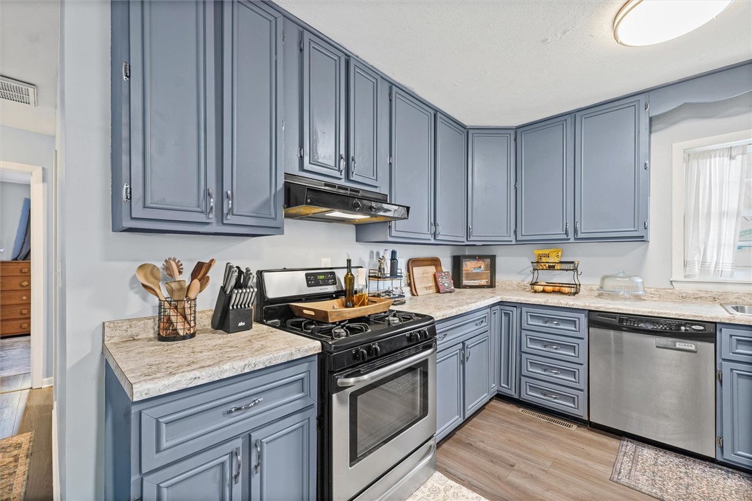 102 Huntington Park Road Catlin, IL 61817 - Photo 9 of 24