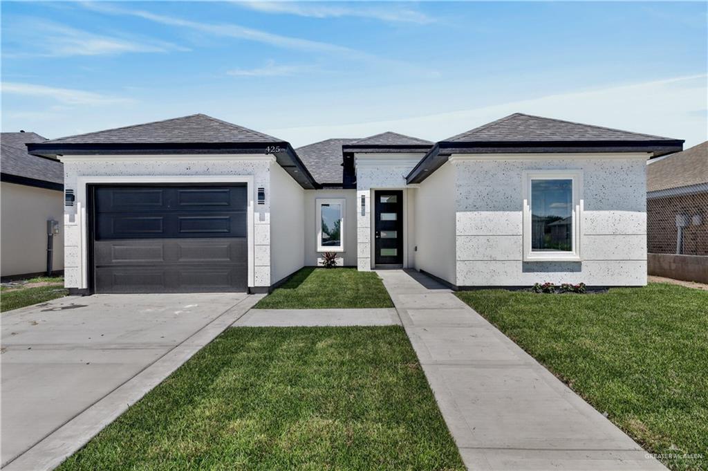 425 Serg Loop Alamo, TX 78516 - Photo 1 of 18
