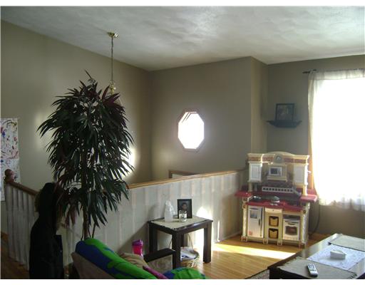 9 Airport Road Coventry, RI 02816 - Photo 3 of 9 Living Room.