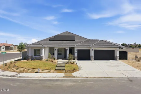 $890,990 | 13615 Velma Pearl Way, Bakersfield, CA 93313