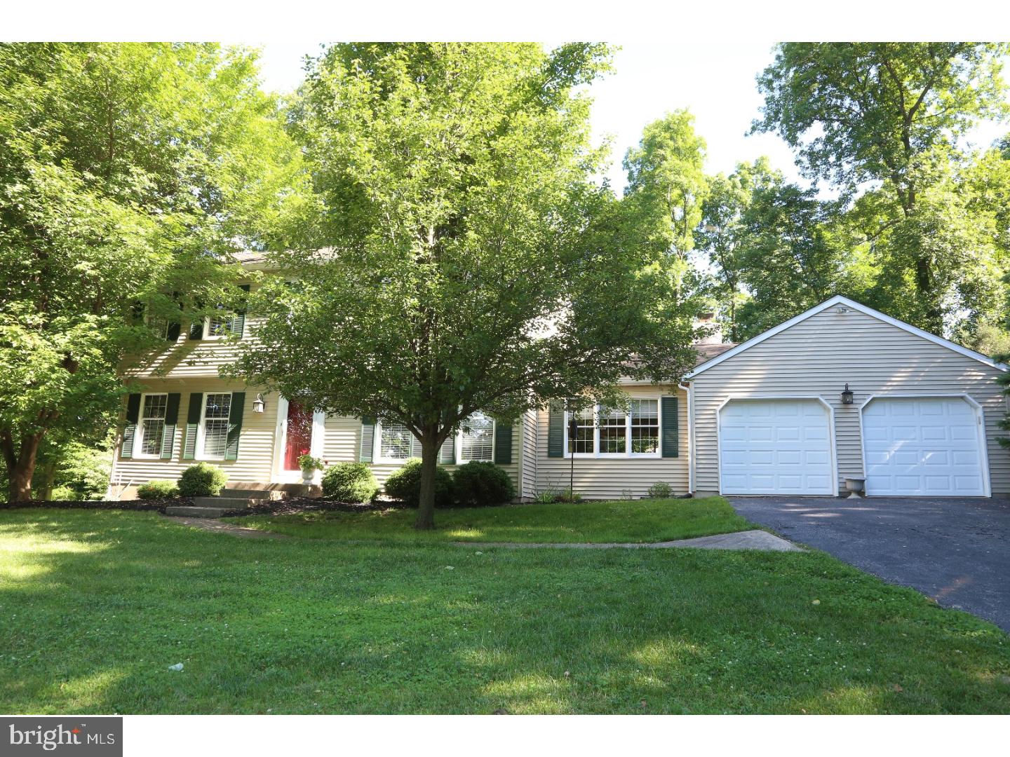 47 Rabbit Run Lane Glenmoore, PA 19343 - Photo 1 of 23 Exterior Front