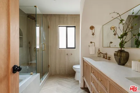 $1,449,000 | 3936 Olmsted Avenue, Los Angeles, CA 90008