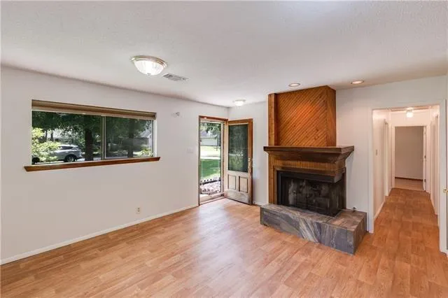 $2,250 | 242 Deval Street, Mandeville, LA 70471