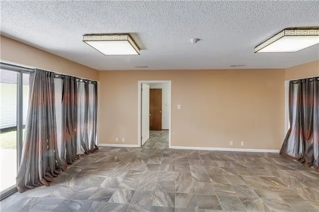 $2,250 | 242 Deval Street, Mandeville, LA 70471