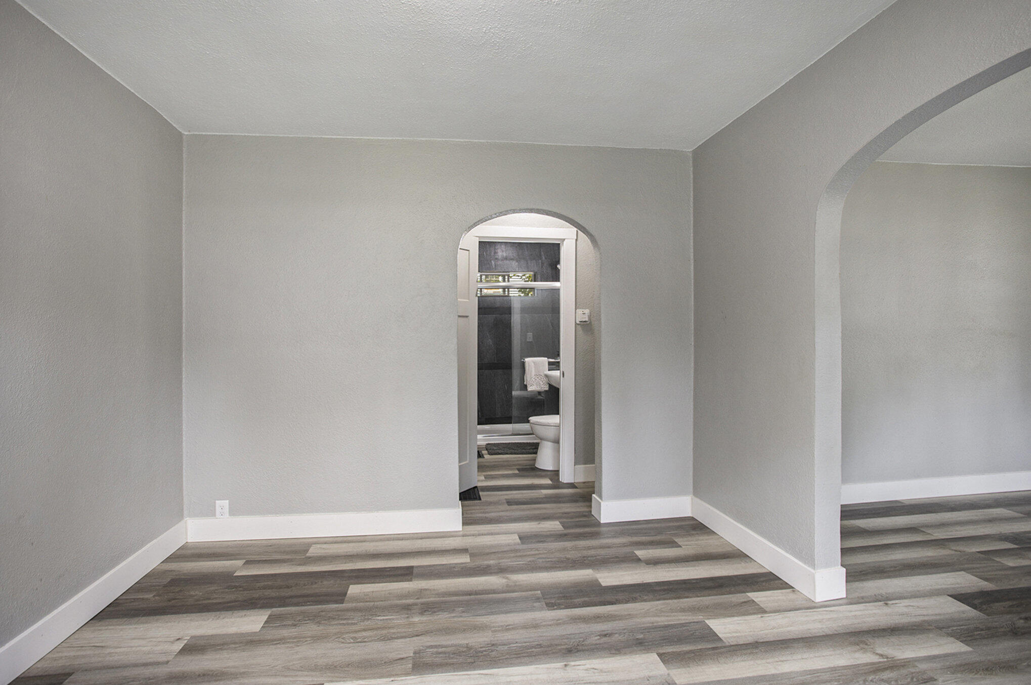 214 West Cushman Street Three Rivers, MI 49093 - Photo 11 of 25 007_581a6579_38