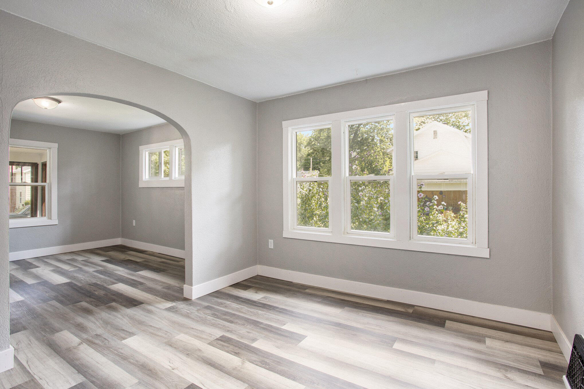 214 West Cushman Street Three Rivers, MI 49093 - Photo 10 of 25 006_581a6576_877