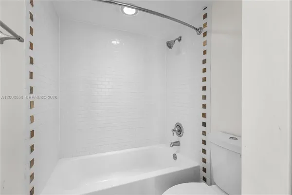 $289,000 | 2971 Southwest 11th Place North, Deerfield Beach, FL 33442