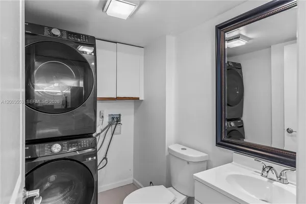 $289,000 | 2971 Southwest 11th Place North, Deerfield Beach, FL 33442