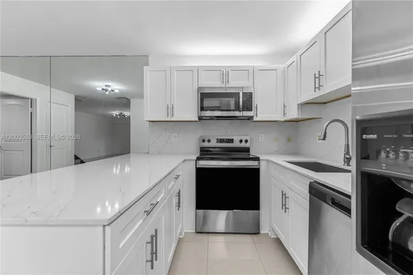 $289,000 | 2971 Southwest 11th Place North, Deerfield Beach, FL 33442