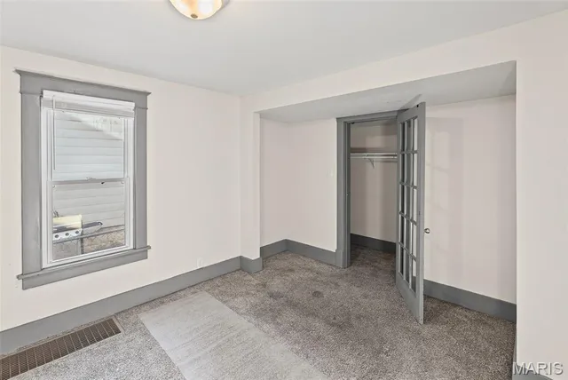 $94,000 | 725 Park Drive, Alton, IL 62002