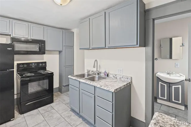 $94,000 | 725 Park Drive, Alton, IL 62002