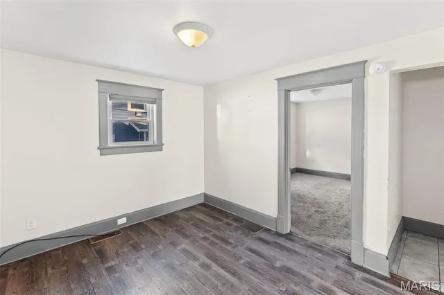 $94,000 | 725 Park Drive, Alton, IL 62002