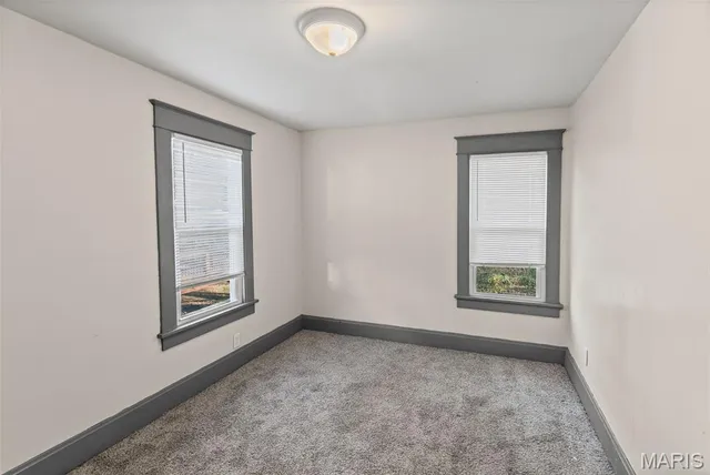 $94,000 | 725 Park Drive, Alton, IL 62002