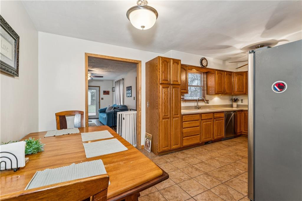 115 Briarcliff Road Beaver Falls, PA 15010 - Photo 17 of 33