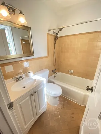 $1,400 | 1812 East 39th Street, Savannah, GA 31404