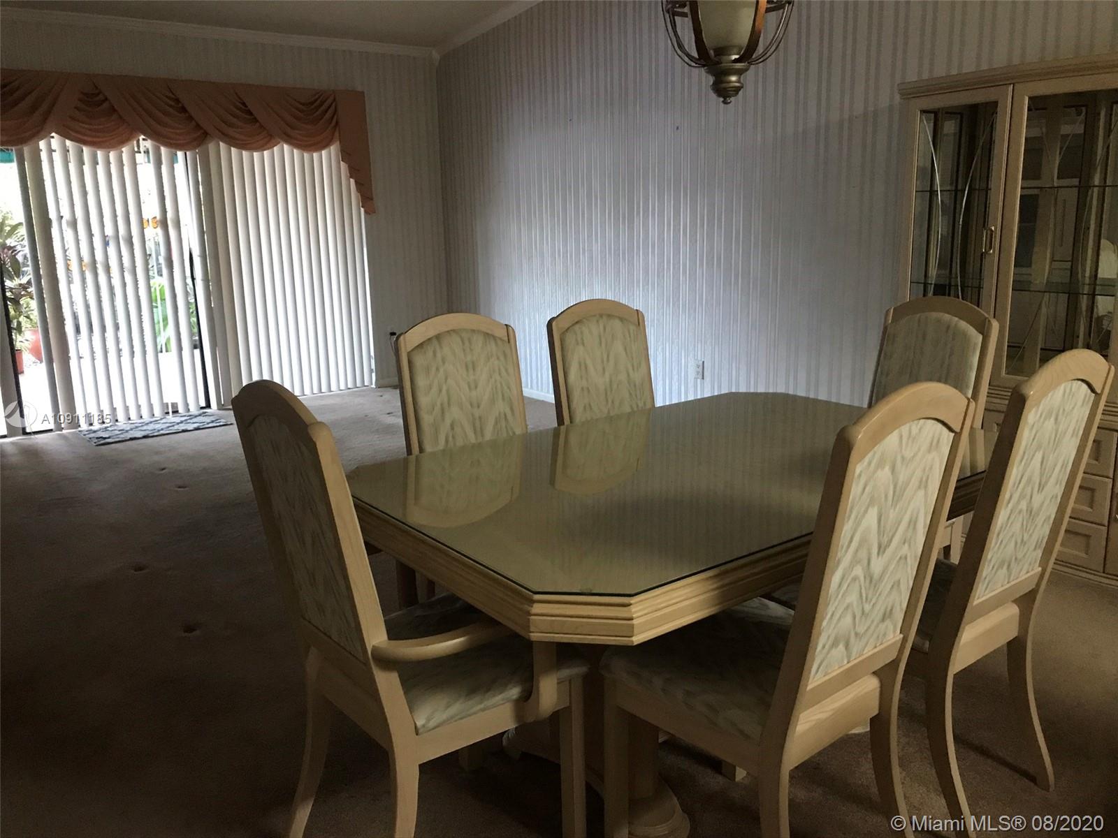 14760 Balgowan Road Miami Lakes, FL 33016 - Photo 4 of 15 Gallery Image 4
