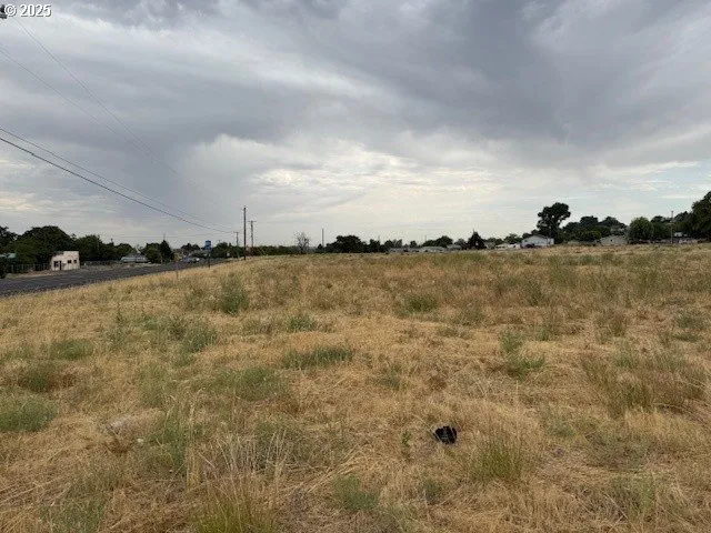 a view of a lake view