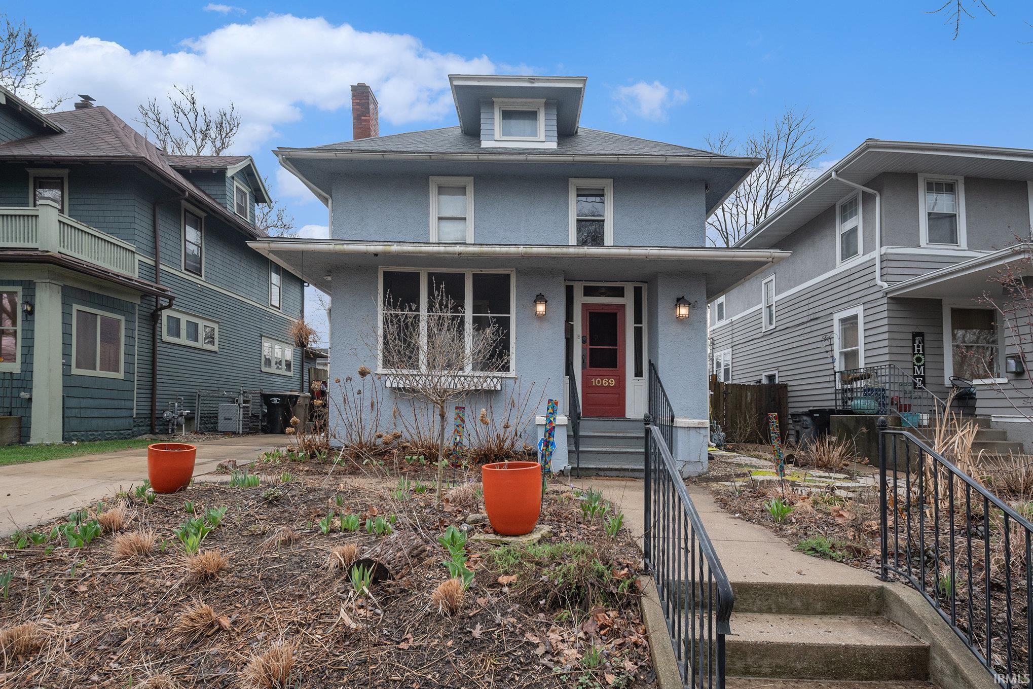 1069 Riverside Drive South Bend, IN 46616 - Photo 2 of 36