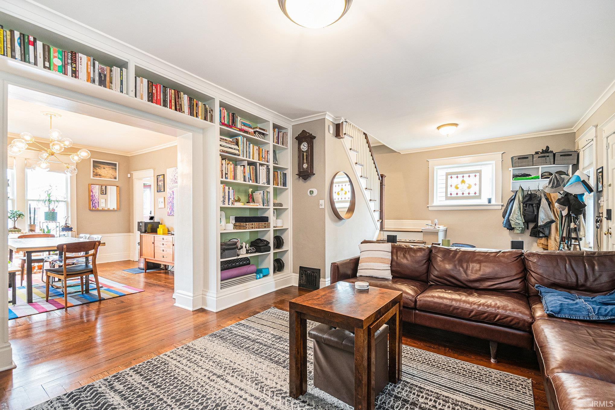 1069 Riverside Drive South Bend, IN 46616 - Photo 5 of 36