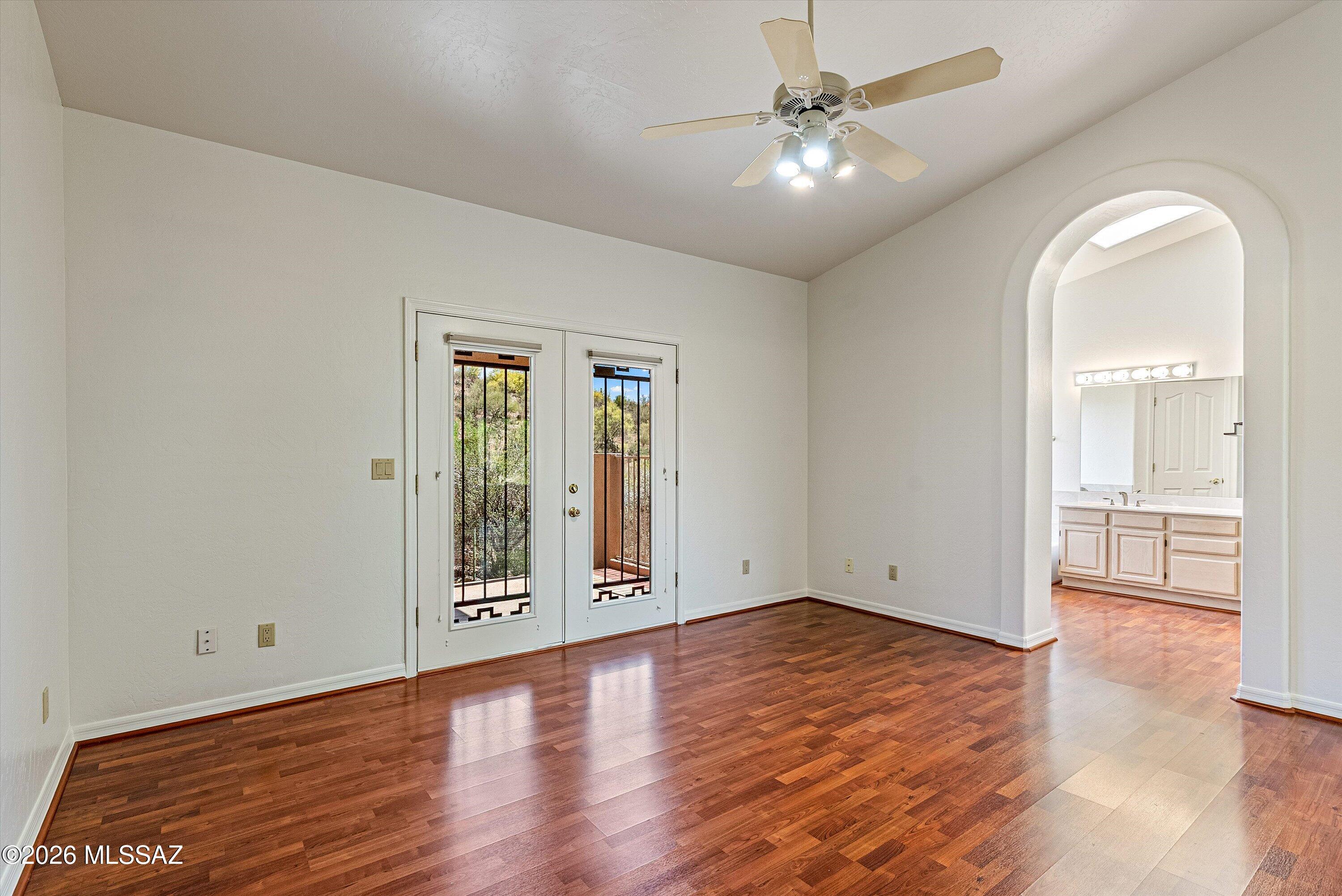 6340 North Valley View Road Tucson, AZ 85718 - Photo 22 of 44 Primary Bedroom